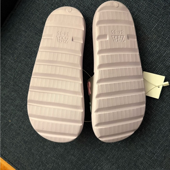 Pool slides - Picture 2 of 4